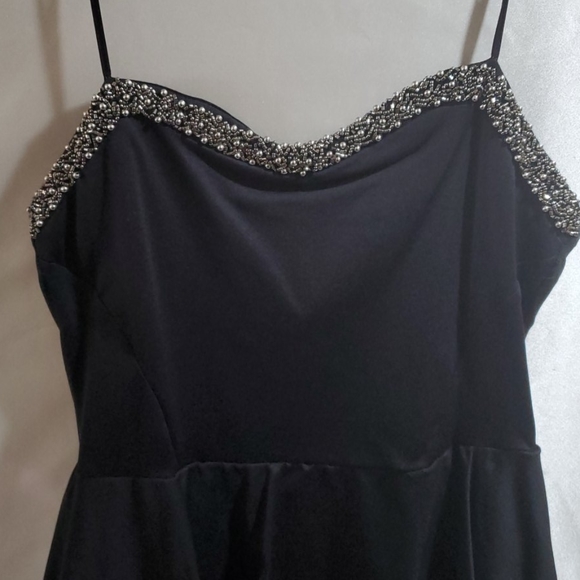 Zara Little Black Dress with beaded embellishments - Picture 2 of 5